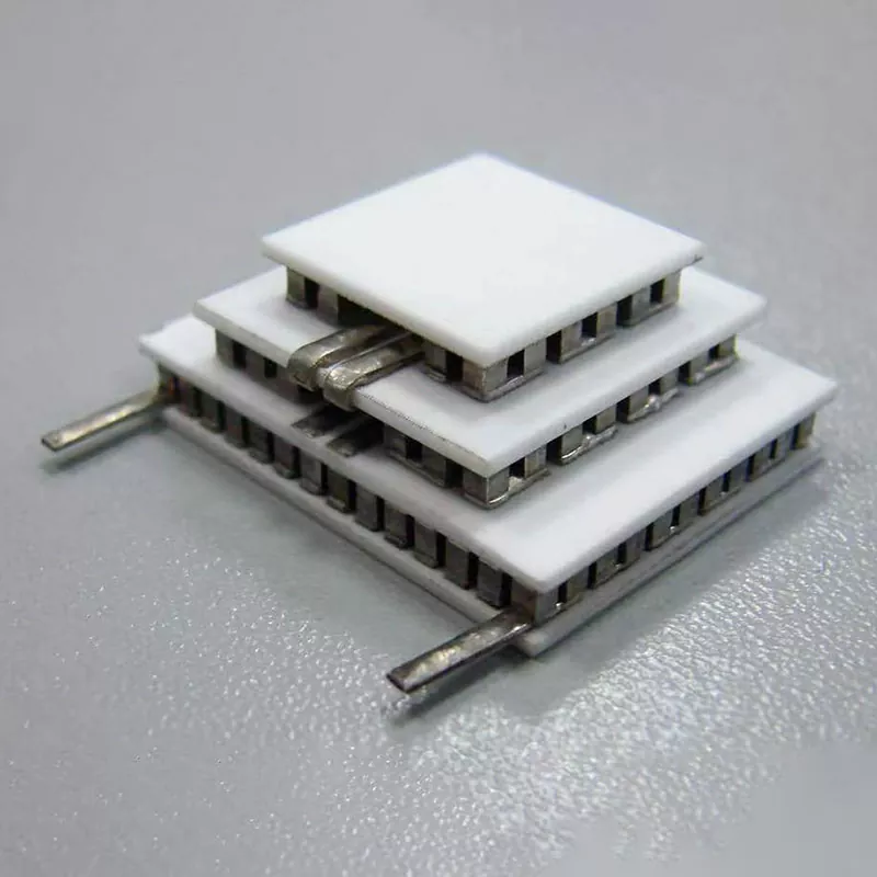 Comment les refroidisseurs thermoélectriques à quatre étages peuvent-ils offrir un contrôle supérieur de la température pour les applications de refroidissement avancées ?