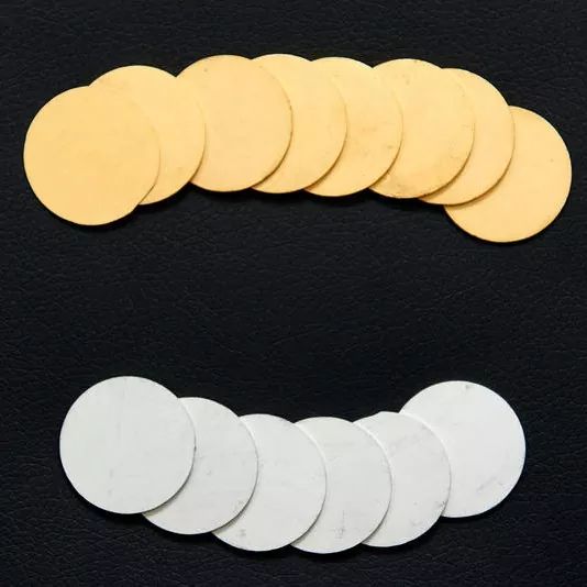 Tranches avec barrières de diffusion